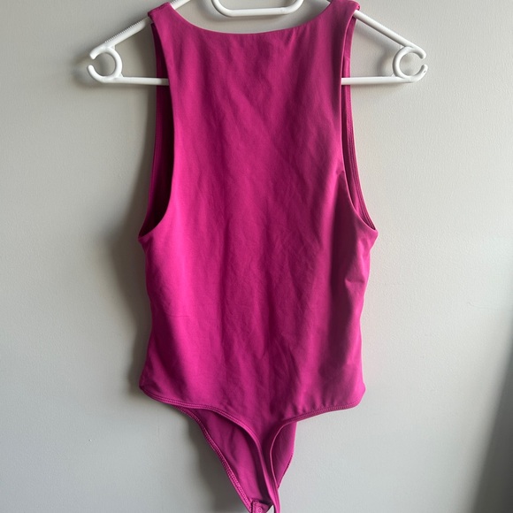 Babaton Contour 90s bodysuit medium - Picture 3 of 5